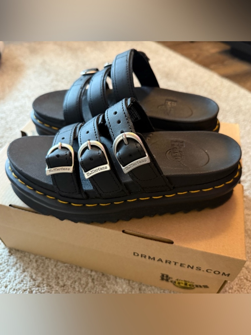 Dr Martens Blaire sandals